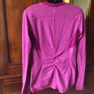 Lululemon Athletica Magenta Longsleeve Crewneck